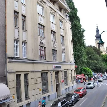 Apartment Apartman Urban Space *